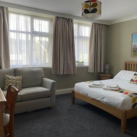 Y Griffin Otel Penrhyndeudreath Dış mekan fotoğraf